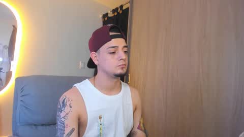 kendel_dimitri online show from February 4, 5:10 am