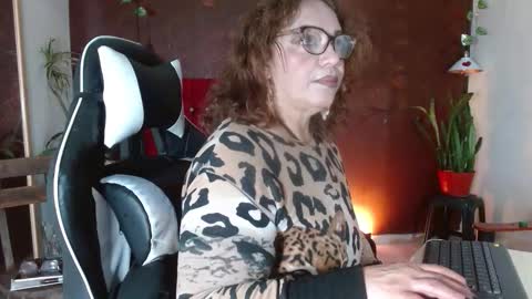 kendra_lust_69 online show from November 2, 3:39 am