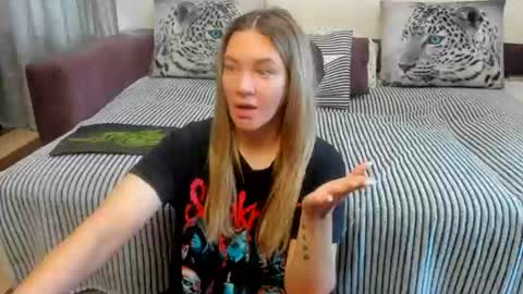 Kendra online show from July 31, 12:11 am