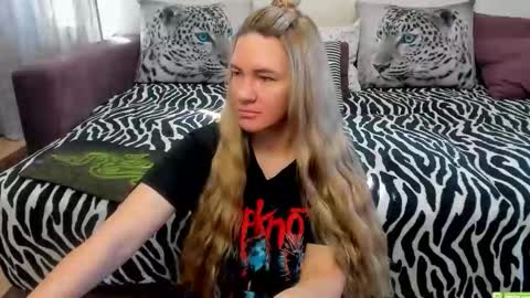 Kendra online show from September 9, 1:49 am