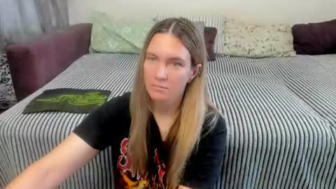 Kendra online show from July 14, 2:05 am
