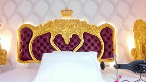 Kendral  online show from November 6, 4:37 am