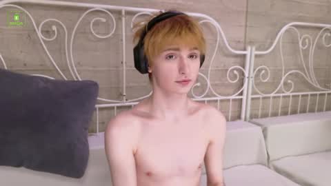 Kessy online show from June 1, 8:32 pm