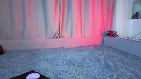 Kessy online show from December 2, 10:30 pm