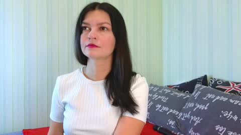 Snapshot of kettimi chatting on December 4, 9:01 am Catherine online show from December 4, 9:01 am