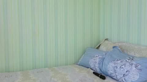 Snapshot of kettimi chatting on February 13, 9:30 am Catherine online show from February 13, 9:30 am