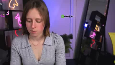 keuli_li online show from March 2, 7:15 am