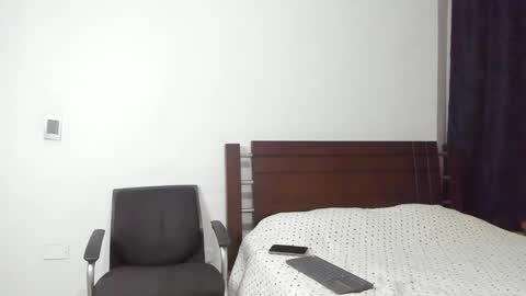 kevin_malone22 online show from January 27, 2:31 am