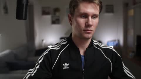 Kev online show from February 28, 4:53 pm