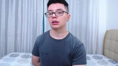 Kevin online show from February 26, 4:19 am