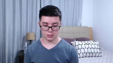 Kevin online show from March 17, 11:32 pm