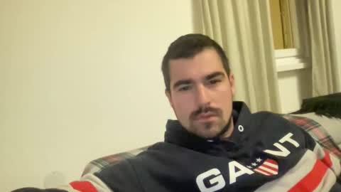 kevinpillobello online show from December 5, 5:44 pm