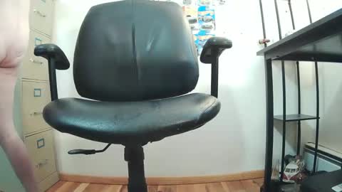 Snapshot of kevinq122 chatting on October 26, 11:55 am kevinq122 online show from October 26, 11:55 am