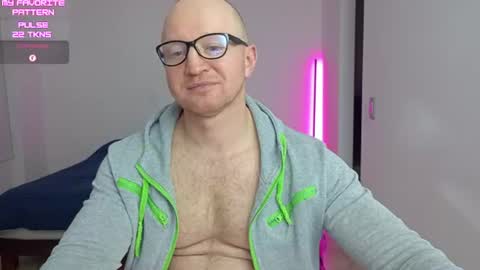 Kevin online show from June 18, 3:45 am