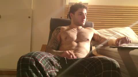 Kevin online show from April 26, 11:46 pm