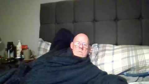 kevlooking4sez online show from November 16, 1:51 am