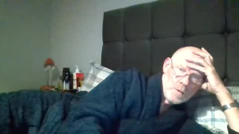 kevlooking4sez online show from November 6, 12:24 am