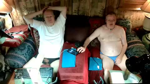 kevydaddyhubby2 online show from July 12, 3:53 am