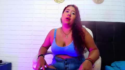 Snapshot of keylen_x chatting on October 17, 8:35 pm Keylen X online show from October 17, 8:35 pm