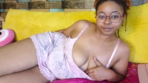 Snapshot of khayaparker chatting on September 13, 1:46 pm Khaya online show from September 13, 1:46 pm