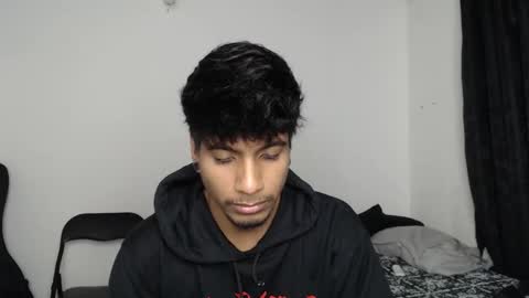 khevinlopezonig online show from October 28, 2:34 am