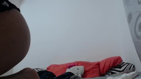 khloe online show from December 3, 2:56 am