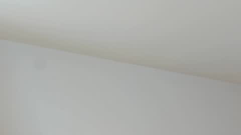 Khloe online show from February 16, 12:58 pm