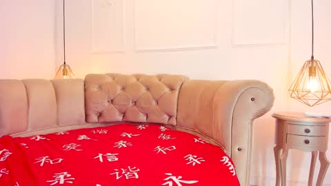 Khloe online show from March 1, 6:46 am