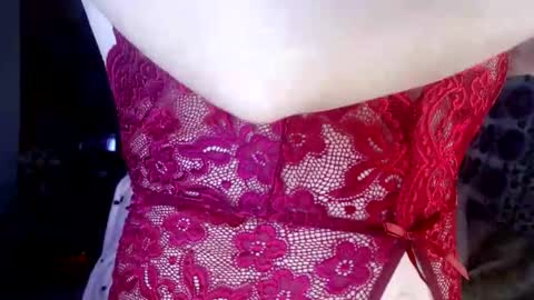 KELLYWILDNNOUT online show from November 10, 2:53 pm