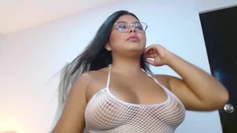 Kiara Evans online show from November 13, 12:24 am