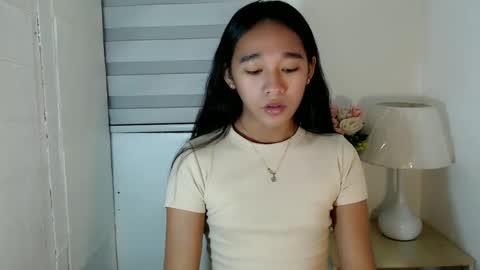 i love bella online show from December 18, 2:10 am