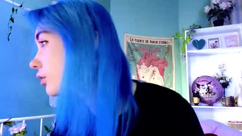 Kira online show from December 3, 9:59 pm