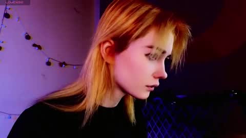 Kira online show from January 7, 10:26 pm