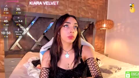 kiara_velvet__ online show from April 2, 4:09 am