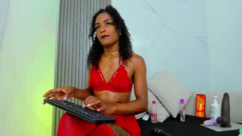 kiaratentation online show from September 17, 8:12 pm