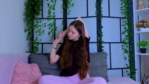 Melvi online show from February 12, 8:40 am