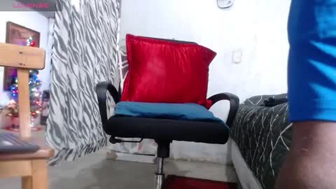 Kilian xxx online show from December 5, 7:07 am