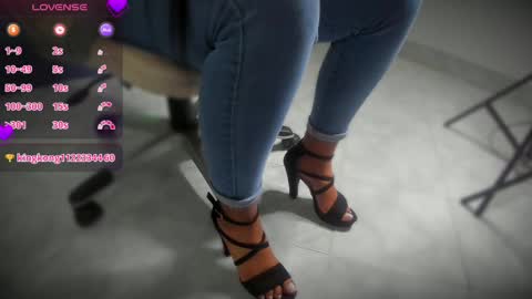 Alejandra  online show from February 13, 1:19 am