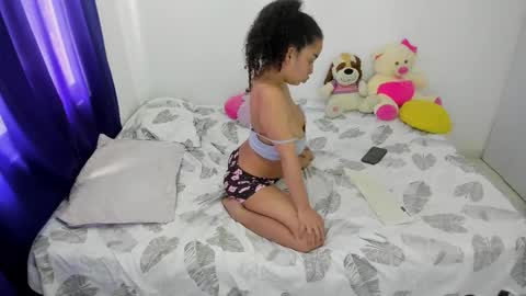 Kim online show from October 29, 5:47 pm