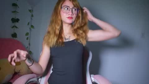 ISABELLA 3 online show from March 13, 4:38 am