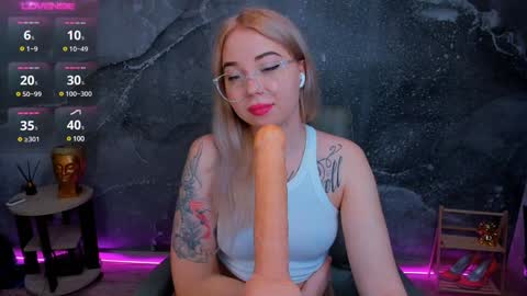 KIM online show from January 6, 7:42 am