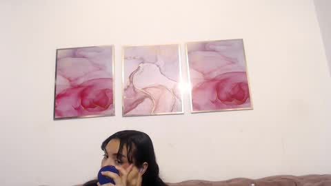 Snapshot of kim_lennon chatting on February 9, 11:04 am K I M online show from February 9, 11:04 am