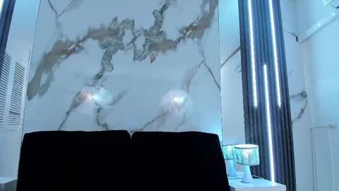Snapshot of kim_lennon chatting on October 23, 1:23 pm K I M online show from October 23, 1:23 pm