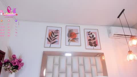 KIM  online show from September 26, 8:17 pm