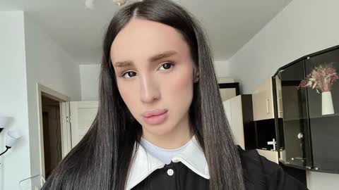 Kim Oberlin online show from February 19, 3:55 pm