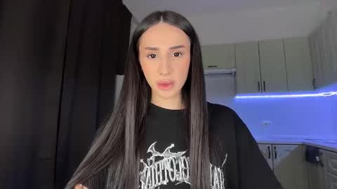 Kim Oberlin online show from March 17, 7:08 pm