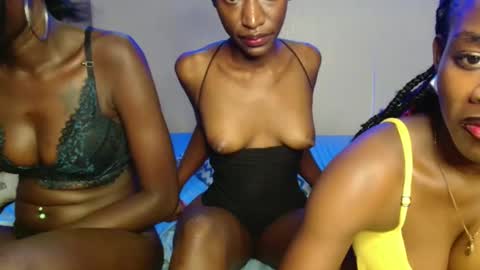 Kimberly online show from December 3, 4:07 pm