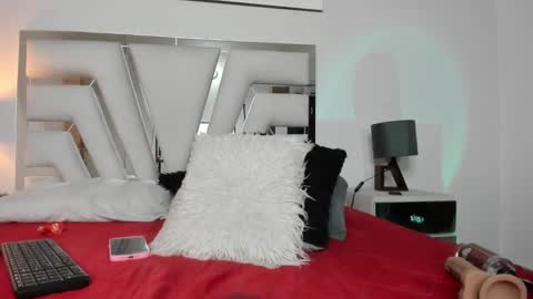 kimberly online show from January 27, 1:05 am