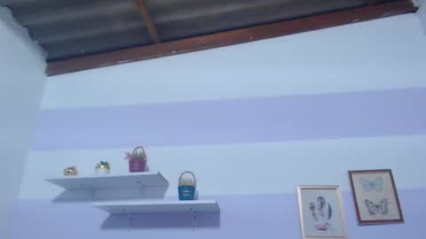 Kim  online show from October 4, 7:55 pm