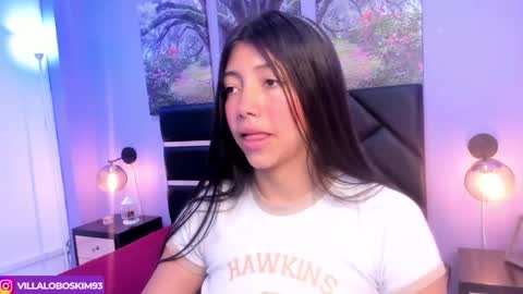 Kimberly Villalobos online show from March 7, 11:40 am